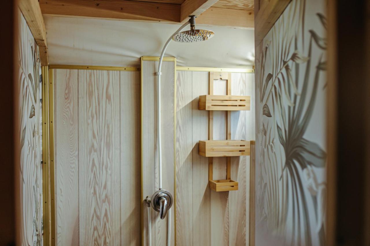 Herbals - Tree&Lake Houses With Bath, Sauna, Bikes, Motorboat Mielno  Exterior photo