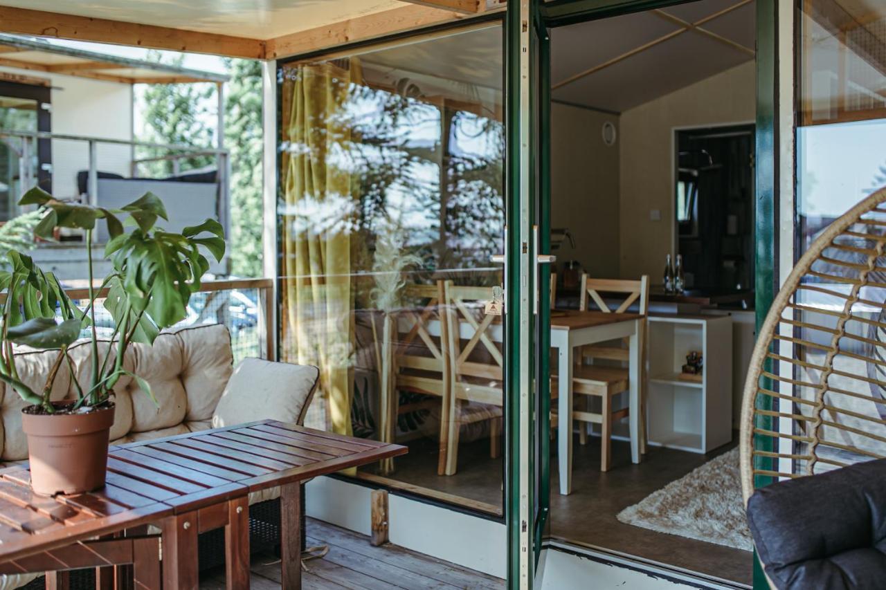 Herbals - Tree&Lake Houses With Bath, Sauna, Bikes, Motorboat Mielno  Room photo