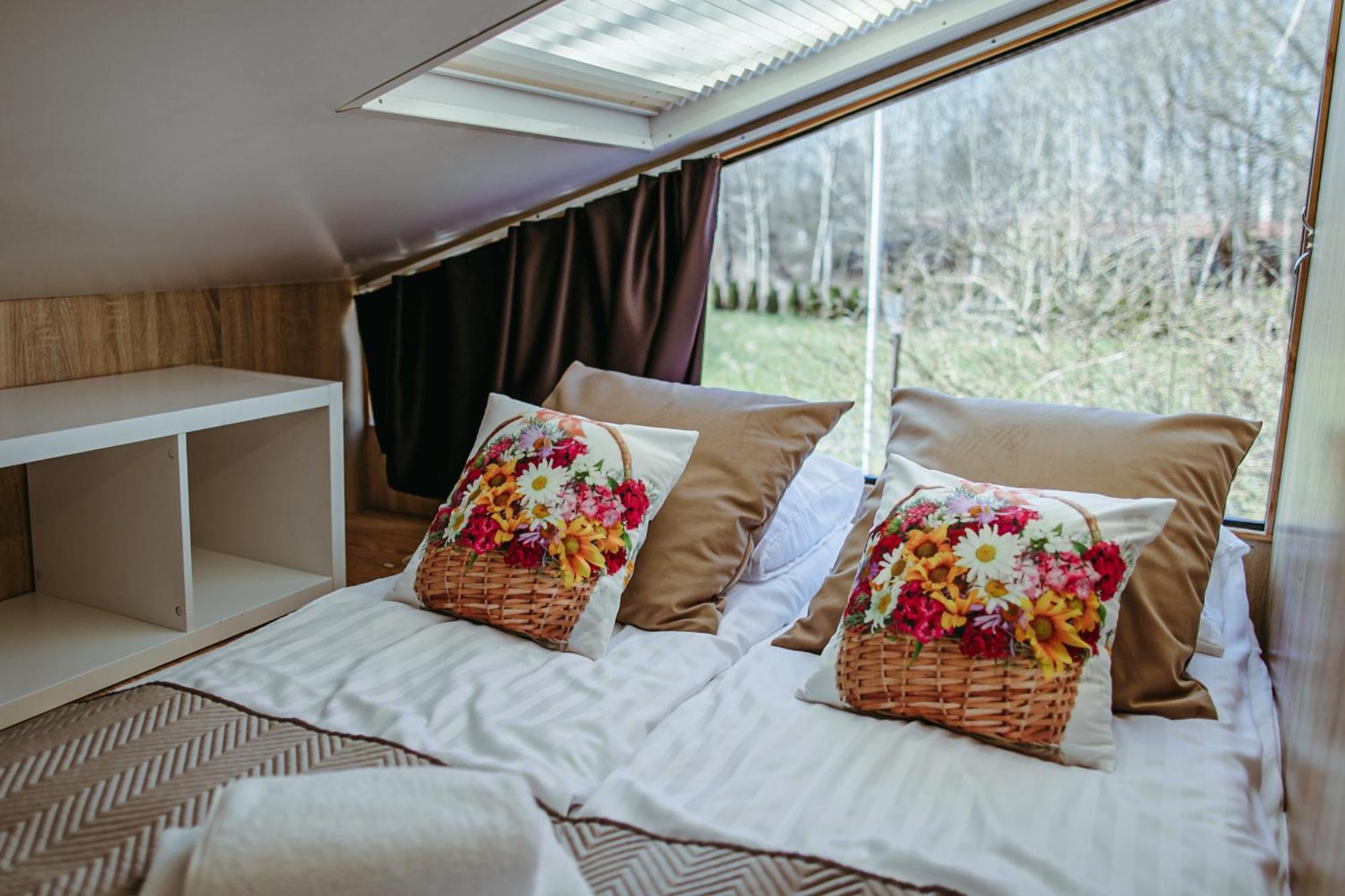 Herbals - Tree&Lake Houses With Bath, Sauna, Bikes, Motorboat Mielno  Room photo