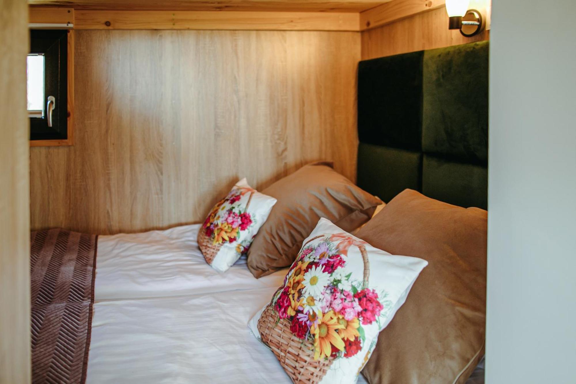 Herbals - Tree&Lake Houses With Bath, Sauna, Bikes, Motorboat Mielno  Room photo