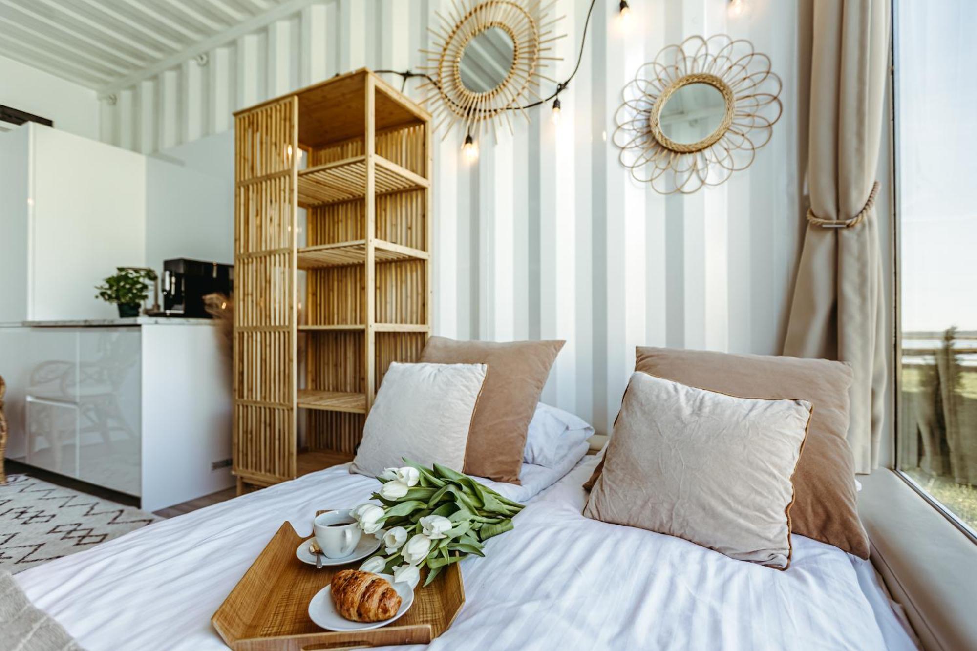 Herbals - Tree&Lake Houses With Bath, Sauna, Bikes, Motorboat Mielno  Room photo